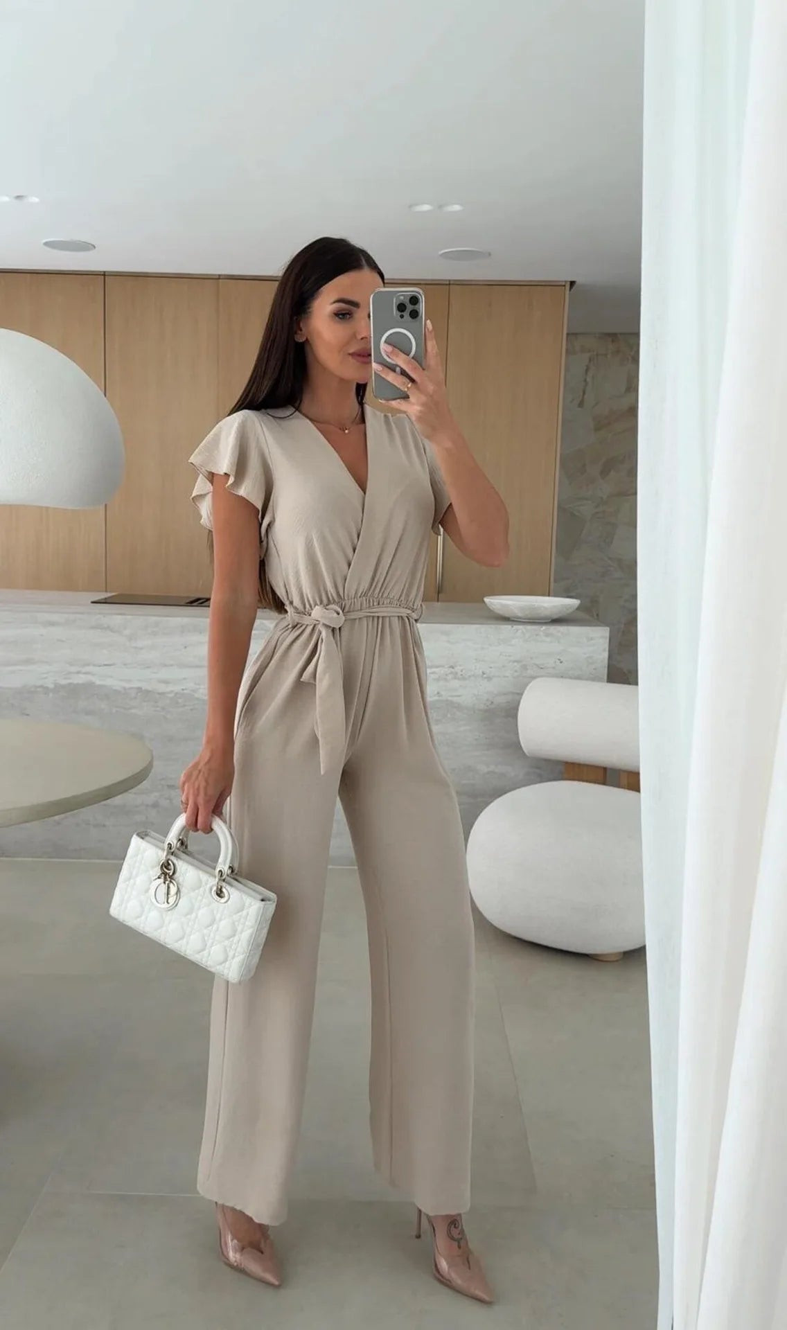 Tuta donna cachi elegante scollo V manica a volant pantaloni larghi