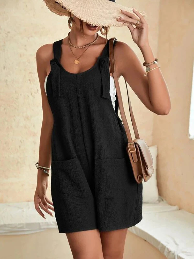 Salopette donna nera con bretelle e shorts - tessuto poliestere