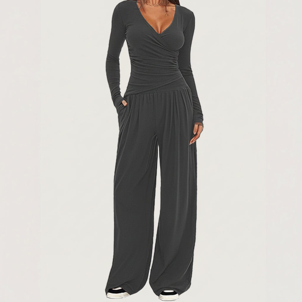 Women's Long Sleeve Sports Set - 2 Piece Outfit