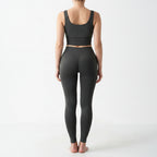 Women's Athletic Set | Push-Up 9/10 Leggings + Top – Lynoro