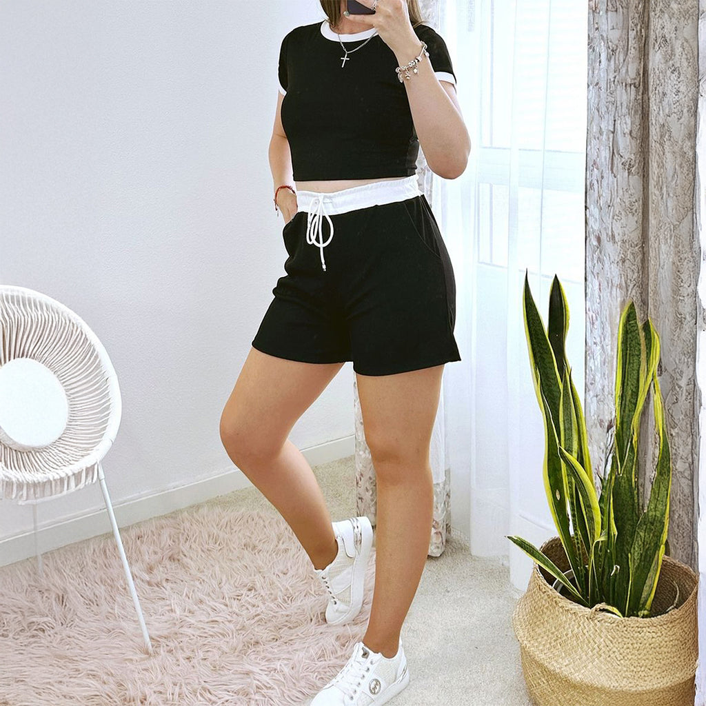 Women's Set - Fitted Short-Sleeve T-Shirt and Solid-Color Shorts