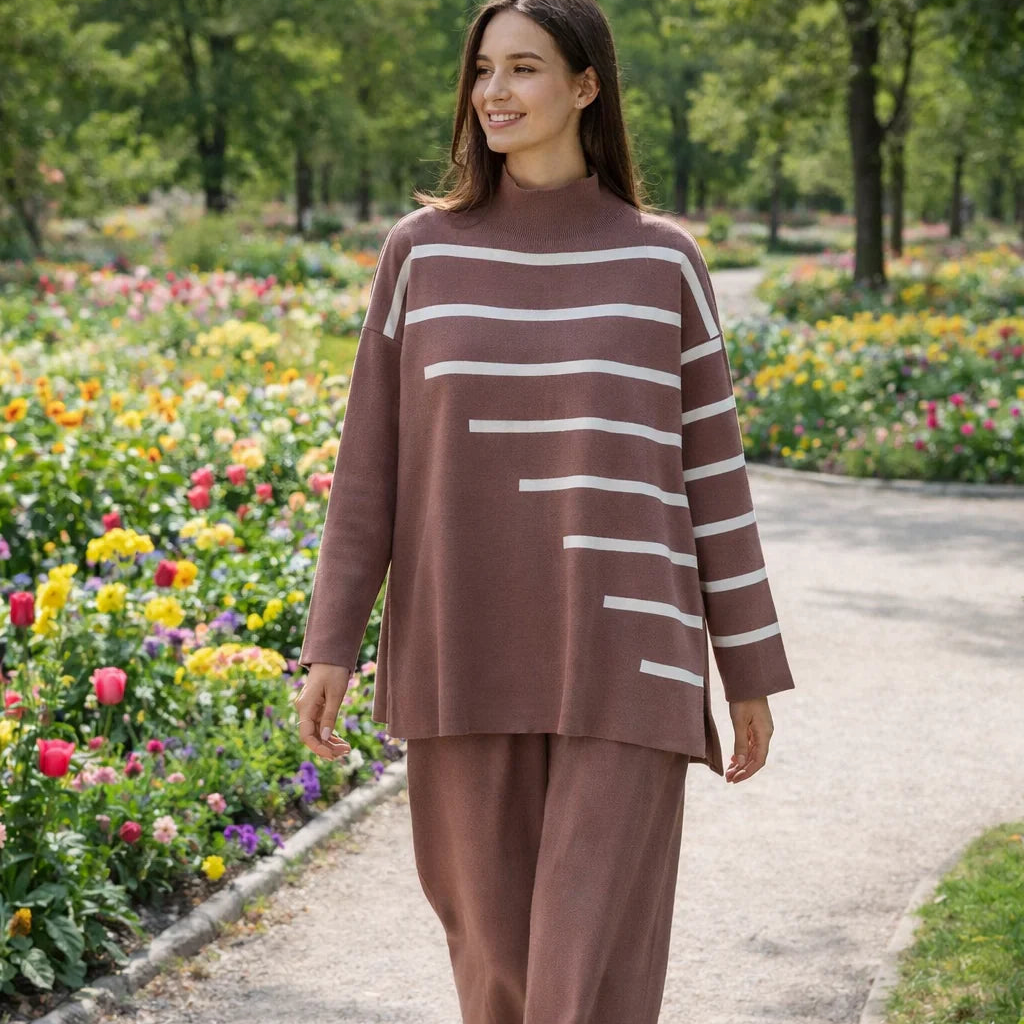 Completo Donna 2 Pezzi - Maglione Collo Alto Righe e Pantaloni