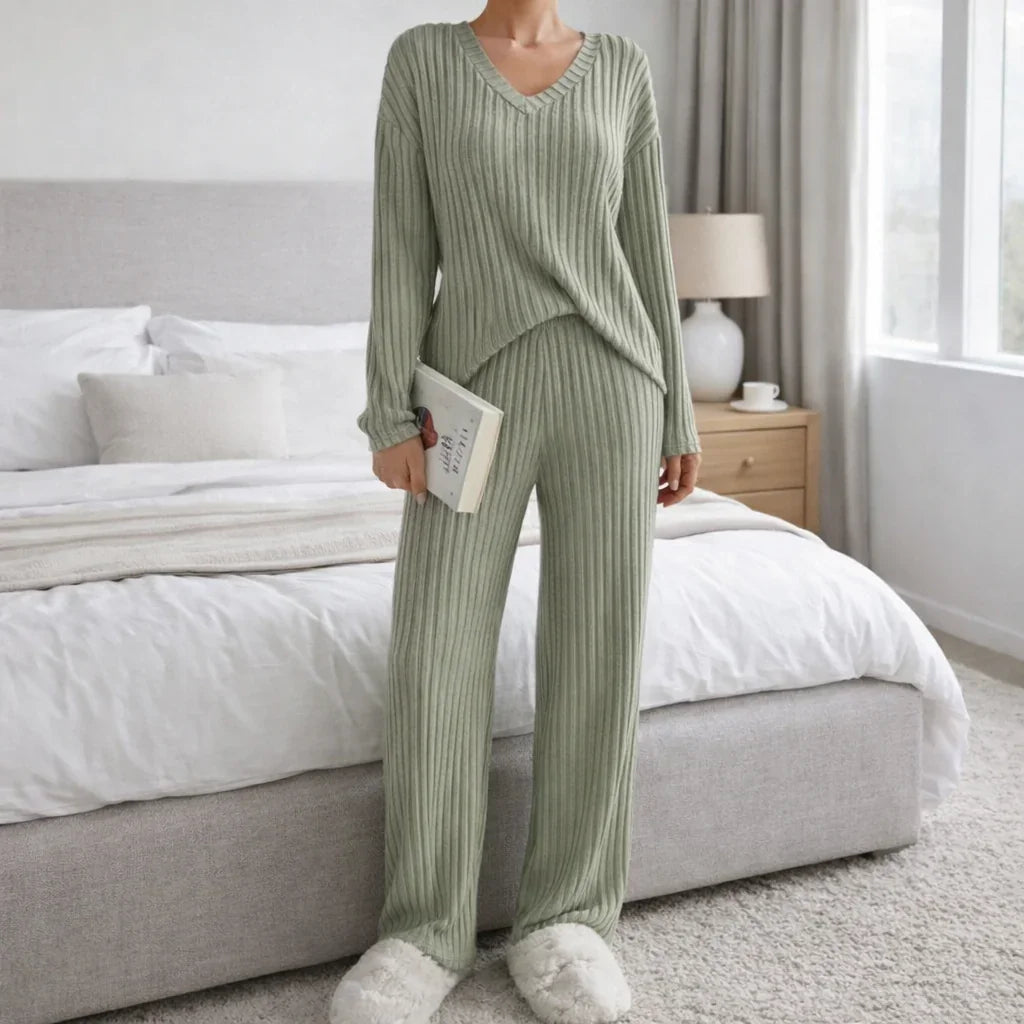 Completo Donna 2 Pezzi - Top Collo V Costine e Pantaloni Dritti Casual