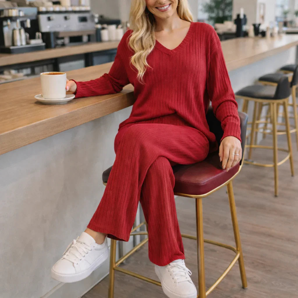 Completo Donna 2 Pezzi - Top Collo V Costine e Pantaloni Dritti Casual