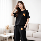 Completo Casual Donna 2 Pezzi - T-shirt Lettering e Pantaloni Wide-Leg
