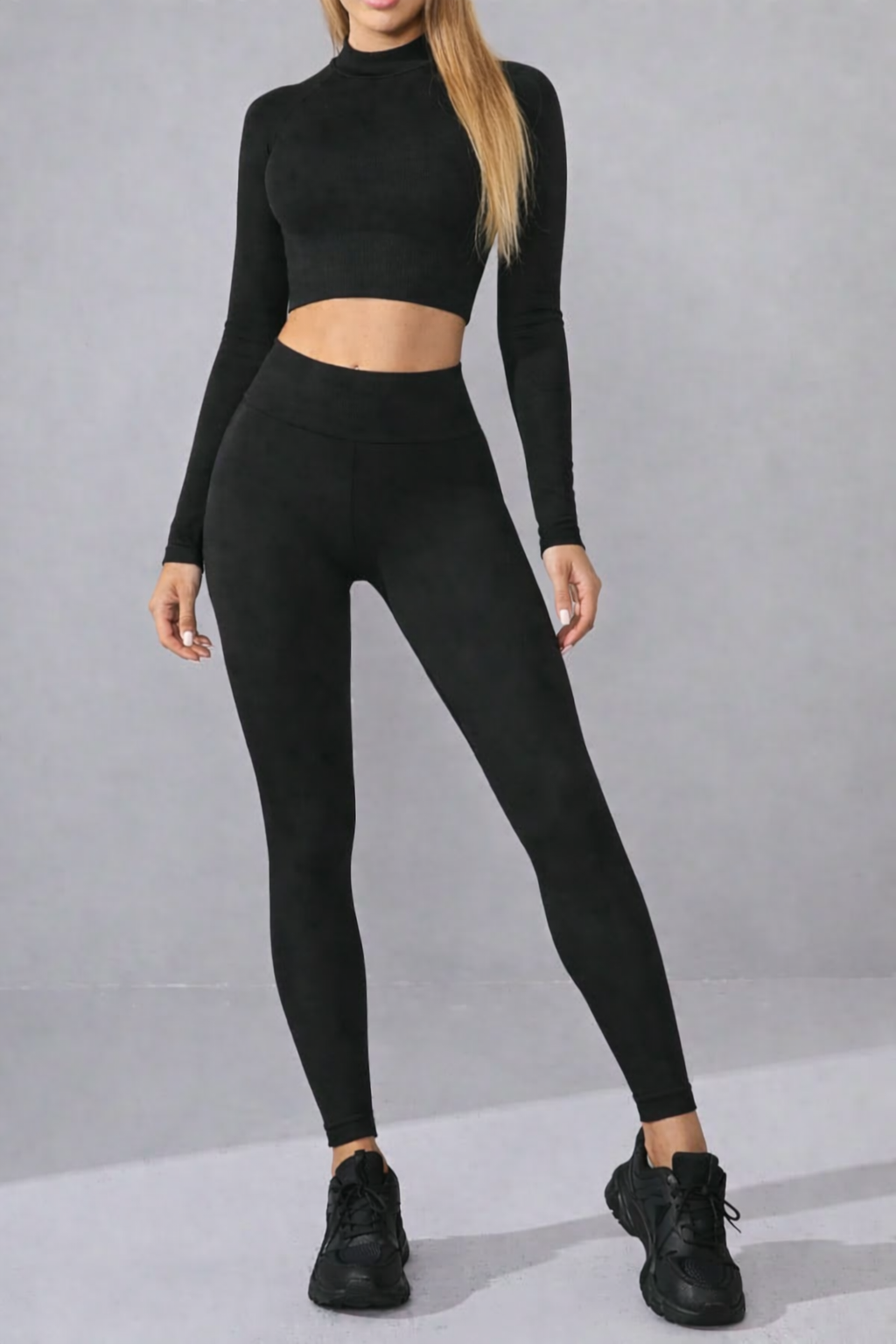 Set Sportivo Donna Top Maniche Lunghe e Leggings - Due Pezzi