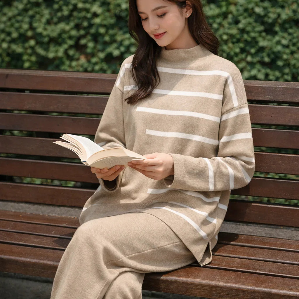 Completo Donna 2 Pezzi - Maglione Collo Alto Righe e Pantaloni