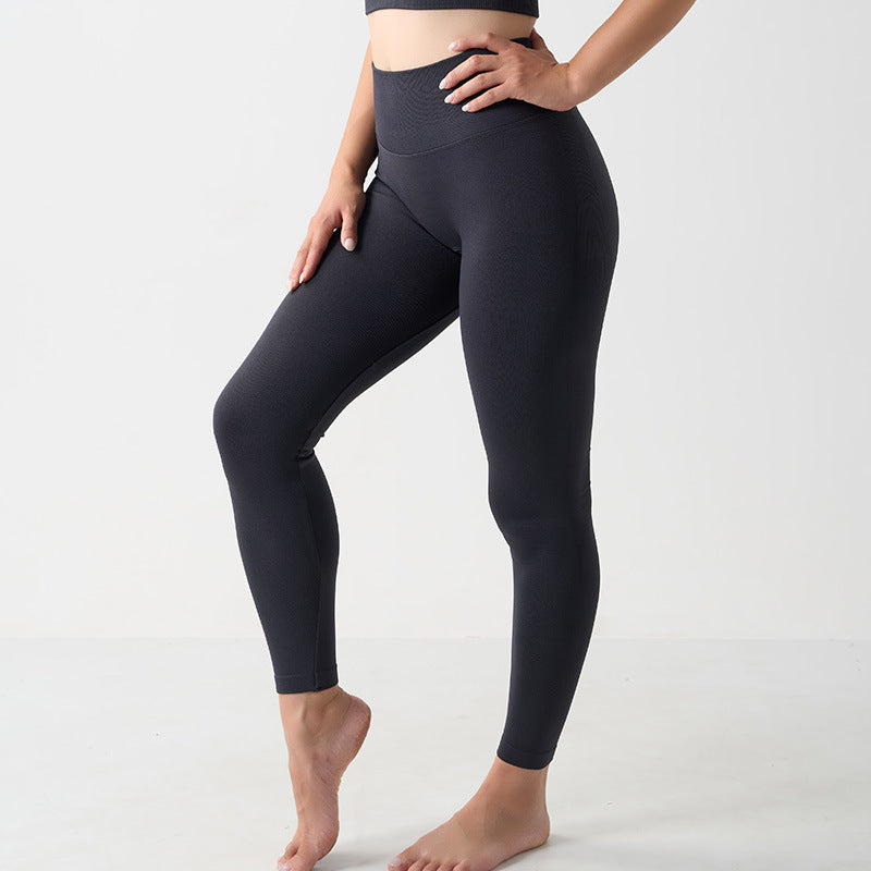 Women's Athletic Set | Push-Up 9/10 Leggings + Top – Lynoro