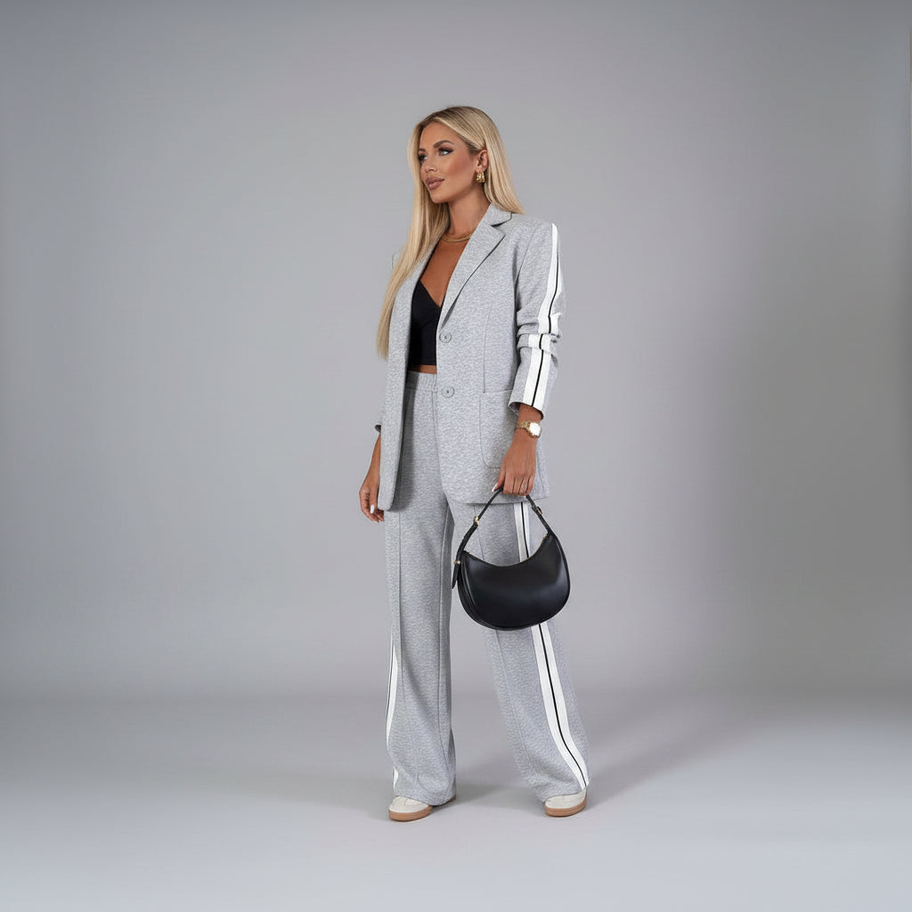 Tailleur Donna Casual Chic - Giacca con Revers a Tacca e Pantaloni Vita Alta a Righe