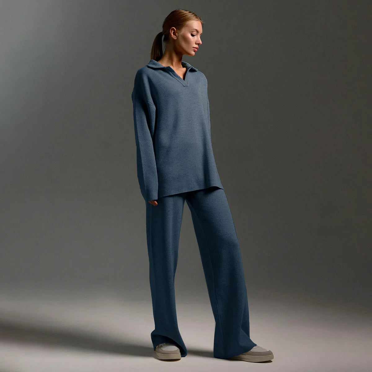 Completo donna vista frontale completa