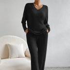 Completo donna dettaglio pantaloni larghi