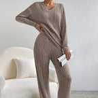 Completo donna vista frontale completa